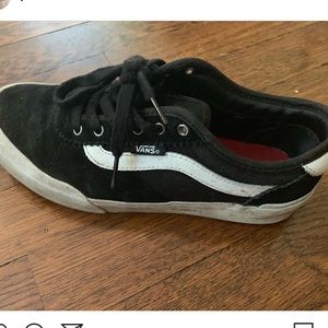 Women’s Black old skool suede vans